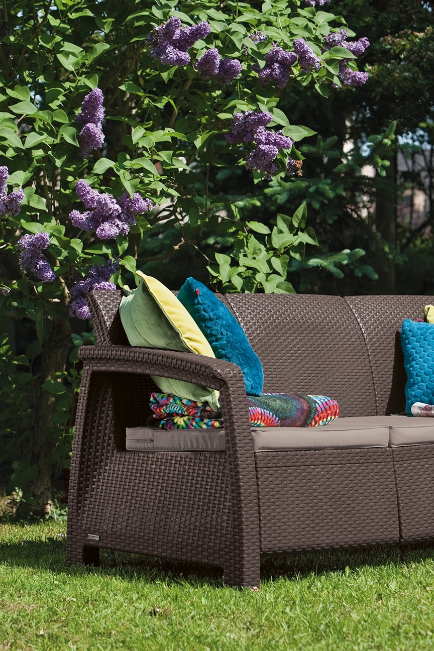 Диван пластиковый Корфу Макс (Corfu love seat max) коричневый (производство Россия) Диван пластиковый Корфу Макс (Corfu love seat max) коричневый (производство Россия)