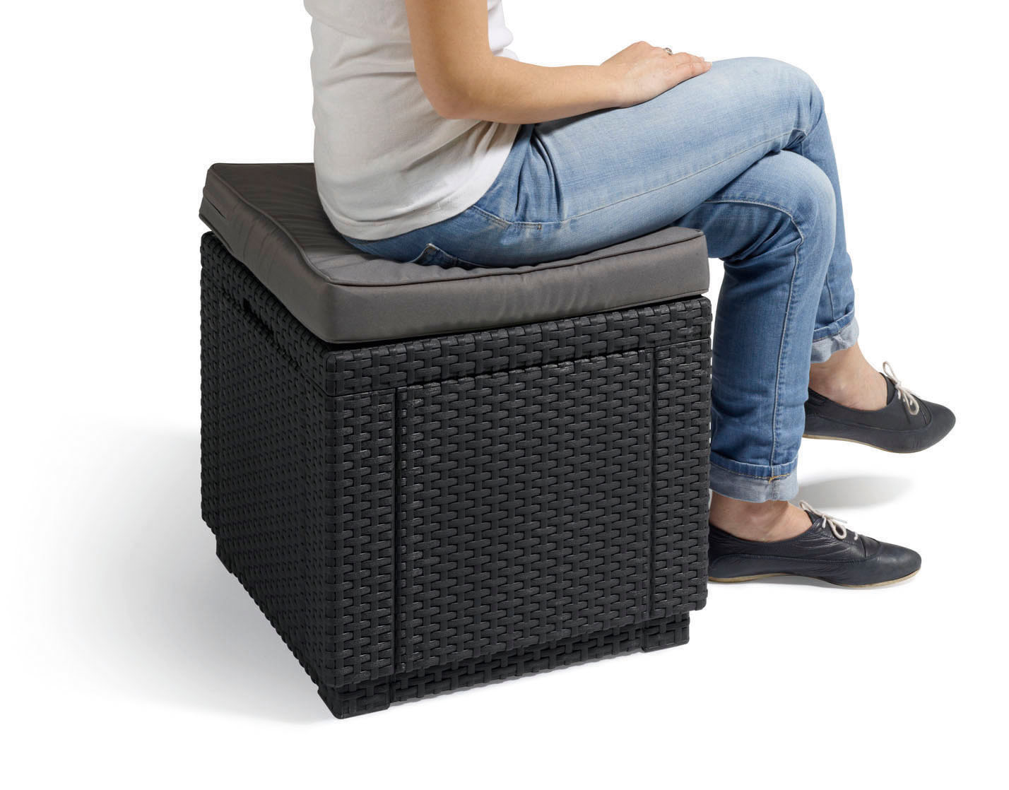 Пуфик Куб с подушкой (Cube with cushion) графит Пуфик Куб с подушкой (Cube with cushion) графит