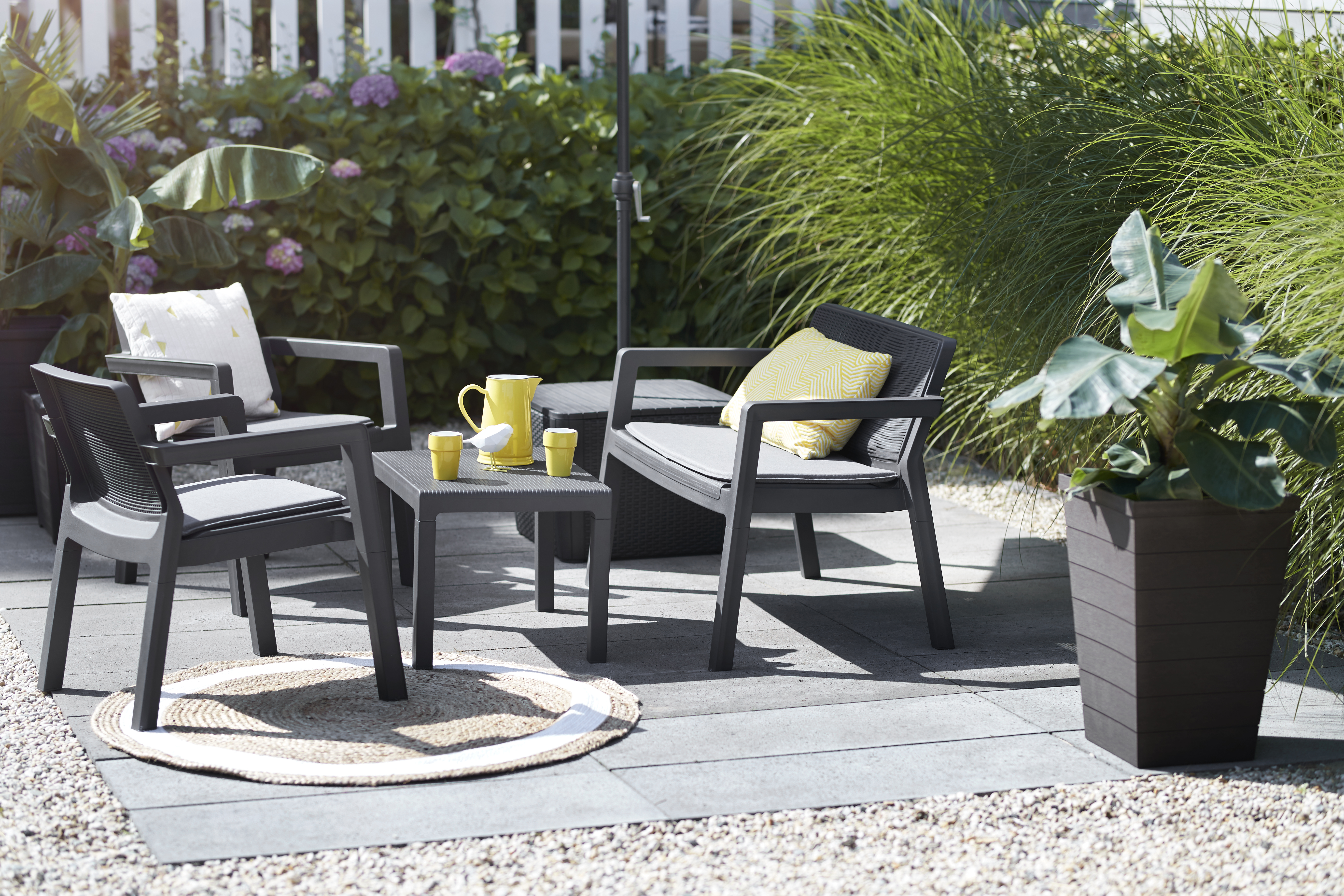 �������� ����� ����� (Emily Patio Set) �����