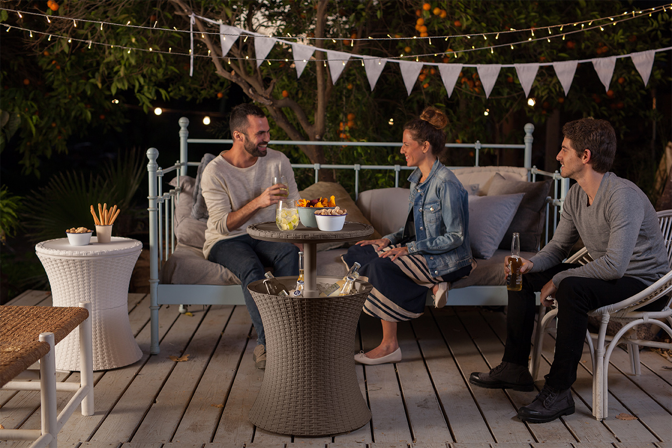 Стол Кул Бар Раттан (Cool bar rattan) графит Стол Кул Бар Раттан (Cool bar rattan) графит