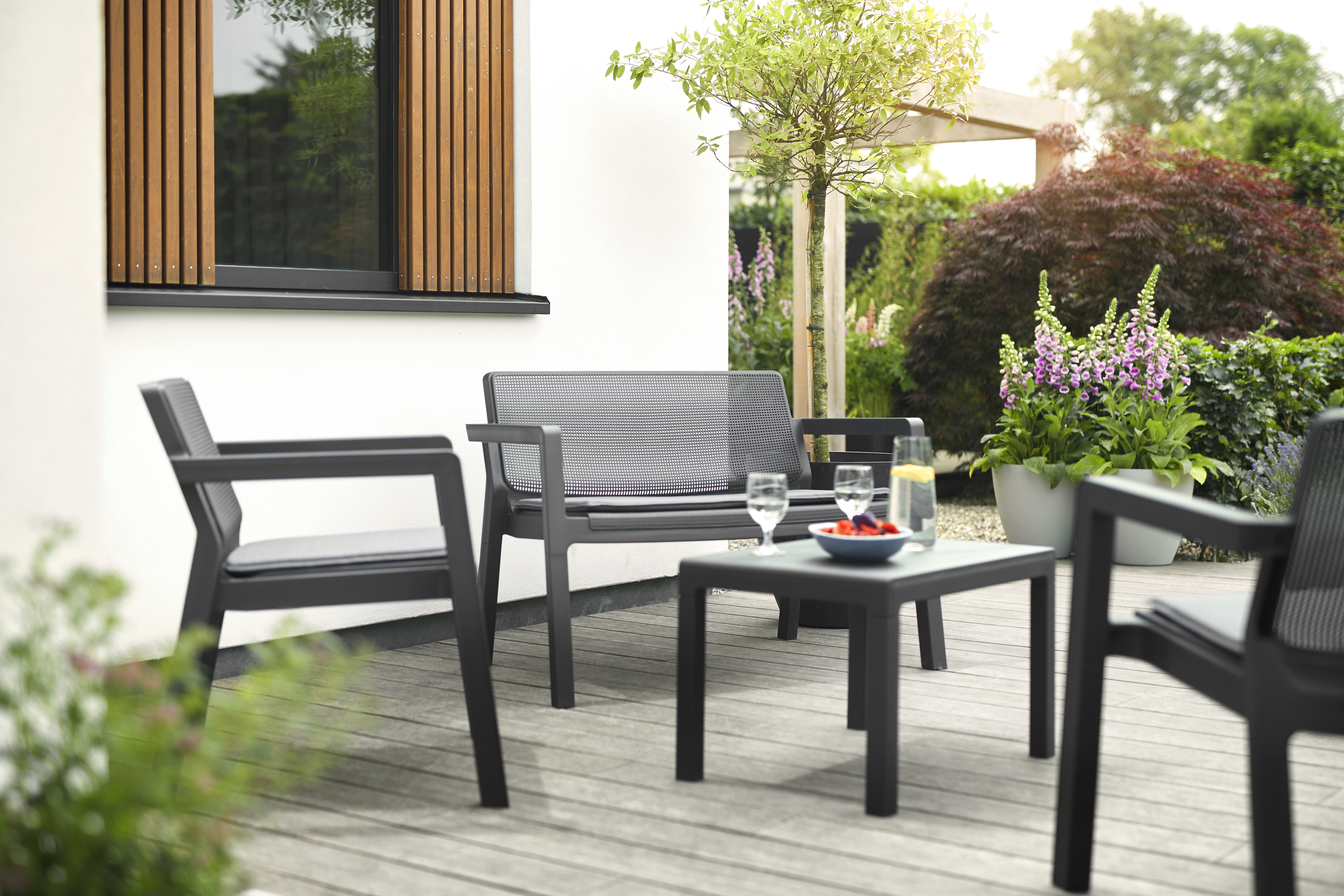 �������� ����� ����� (Emily Patio Set) �����